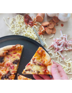 Pizza peperonni, lardons...